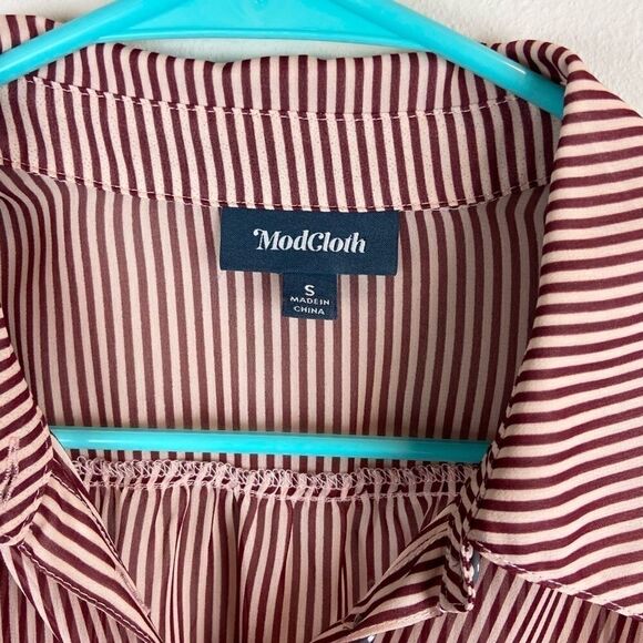 ModCloth Be Buzzworthy Striped Button-Up Top - Picture 7 of 7